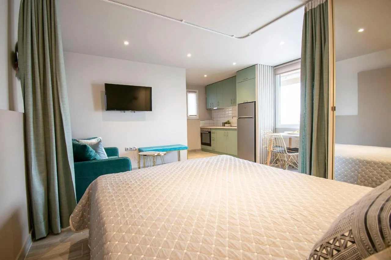 Daire Marianthi Seaview Loft By Rentalspro Services - Nea Moudania Halkidiki